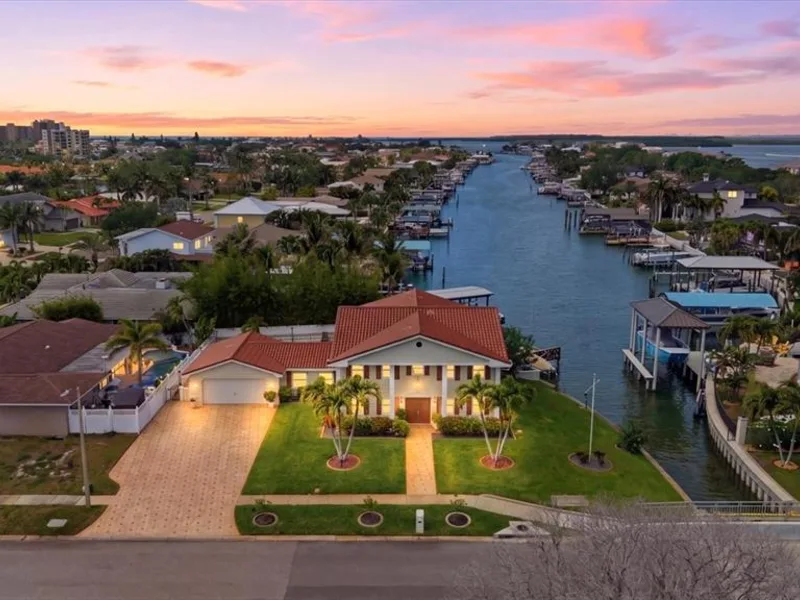 350 Harbor Passage, Clearwater Beach, FL, 33767