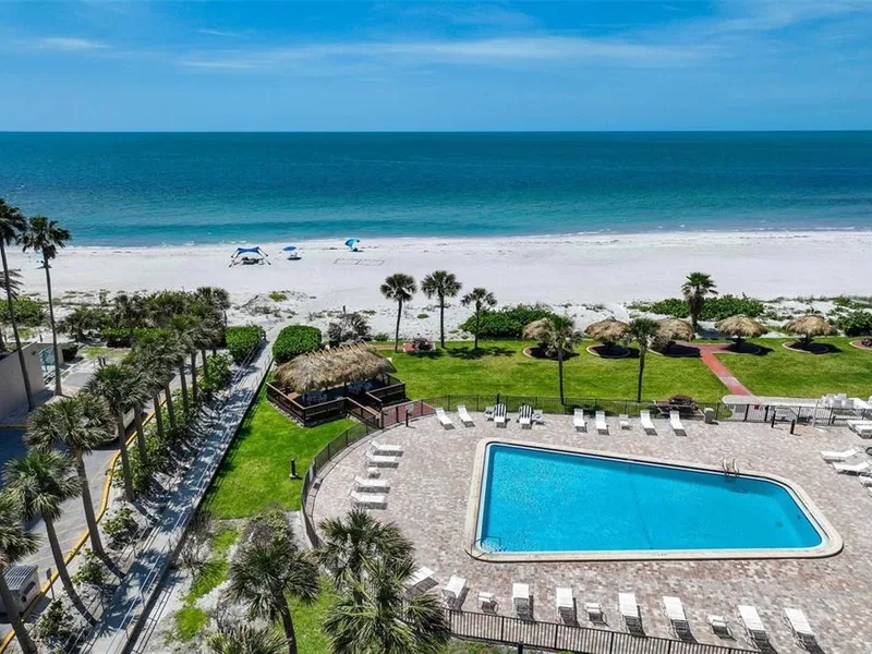 1480 Gulf Boulevard, Unit 108, Clearwater Beach, FL, 33767