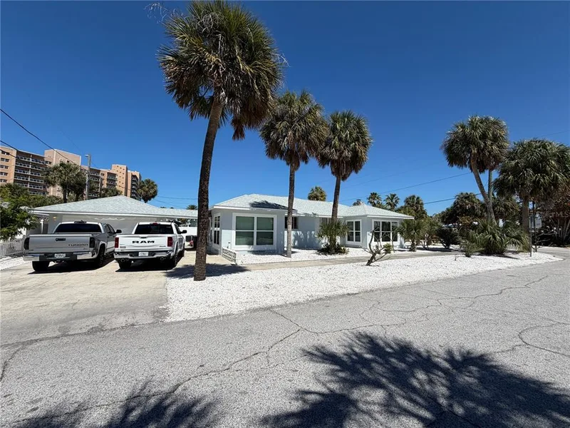 850 Mandalay Avenue, Clearwater Beach, FL, 33767