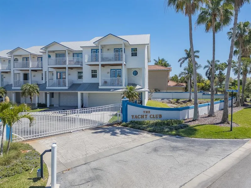 139 Yacht Club Circle, North Redington Beach, FL, 33708