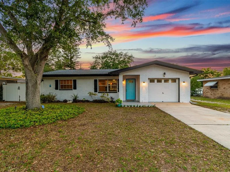 2115 Philippe Parkway, Safety Harbor, FL, 34695