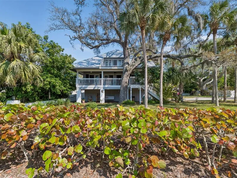 600 N Mayo Street, Crystal Beach, FL, 34681