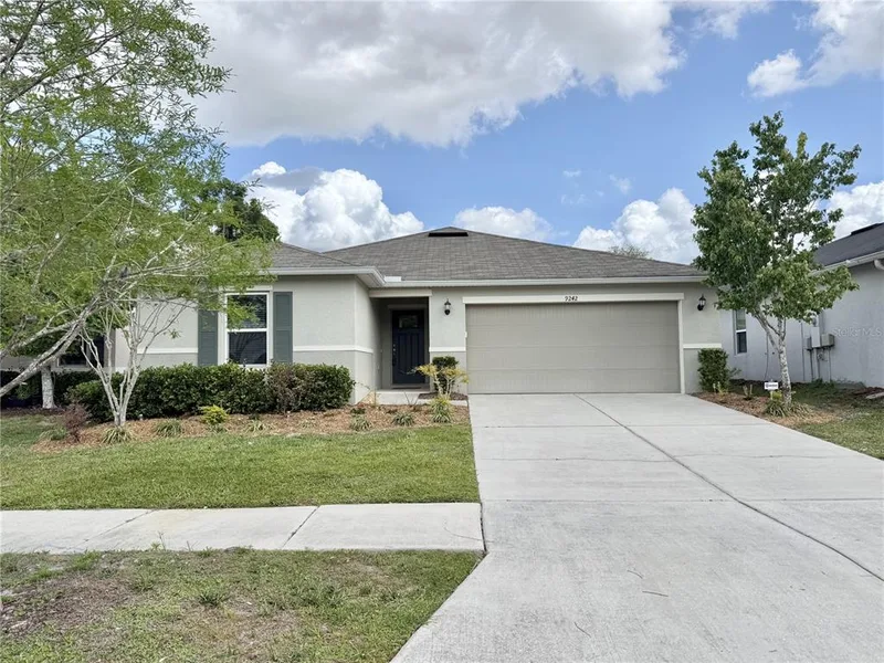 9242 Freedom Hill Dr, Seffner, FL, 33584