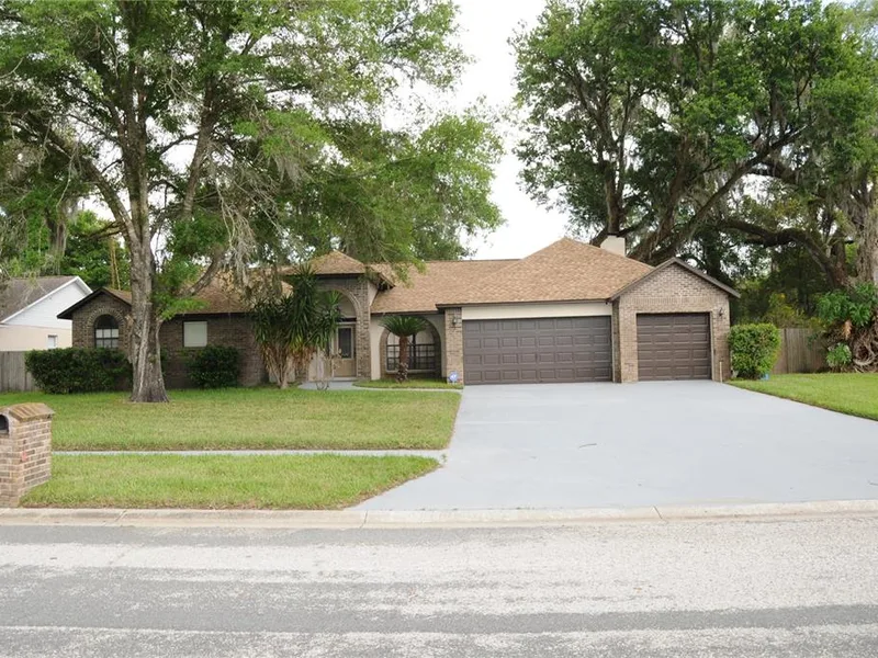 2106 Whitlock Place, Dover, FL, 33527