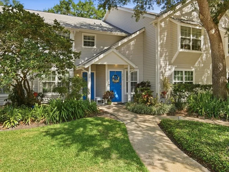 3213 Valley Oaks Drive, Tampa, FL, 33618