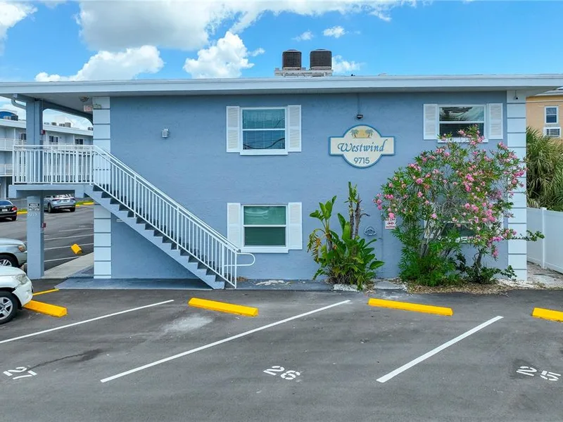 9715 Harrell Avenue, Unit 24, Treasure Island, FL, 33706