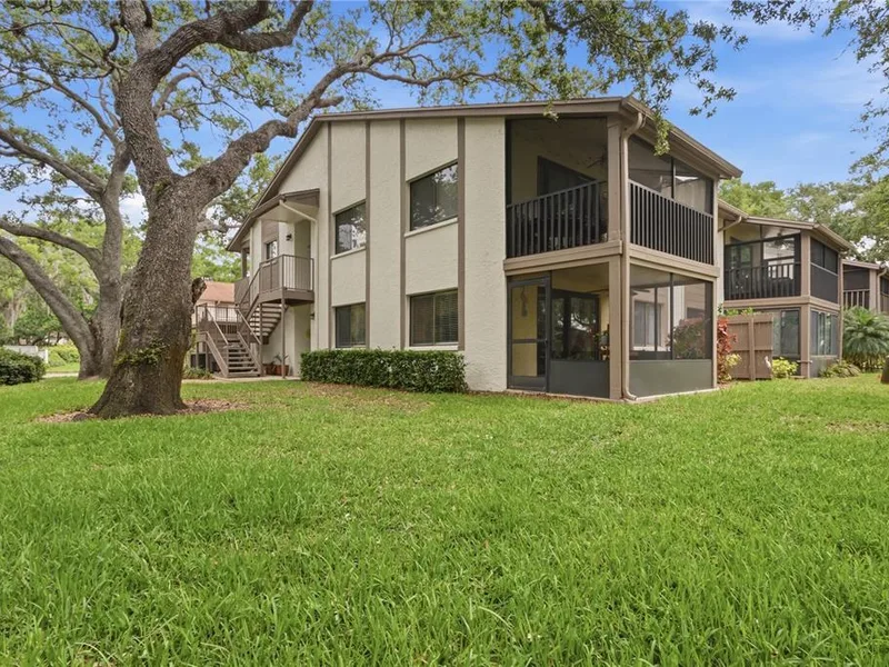 514 Longfellow Court, Unit B, Safety Harbor, FL, 34695