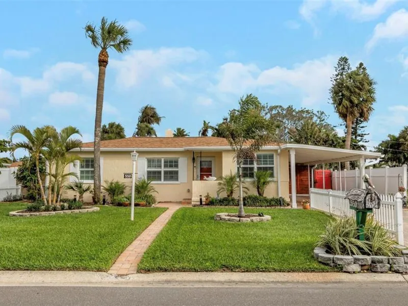 550 80th Avenue, St Pete Beach, FL, 33706