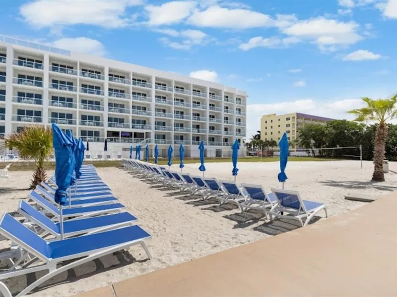 11500 Gulf Boulevard, Unit 202, St Petersburg, FL, 33706