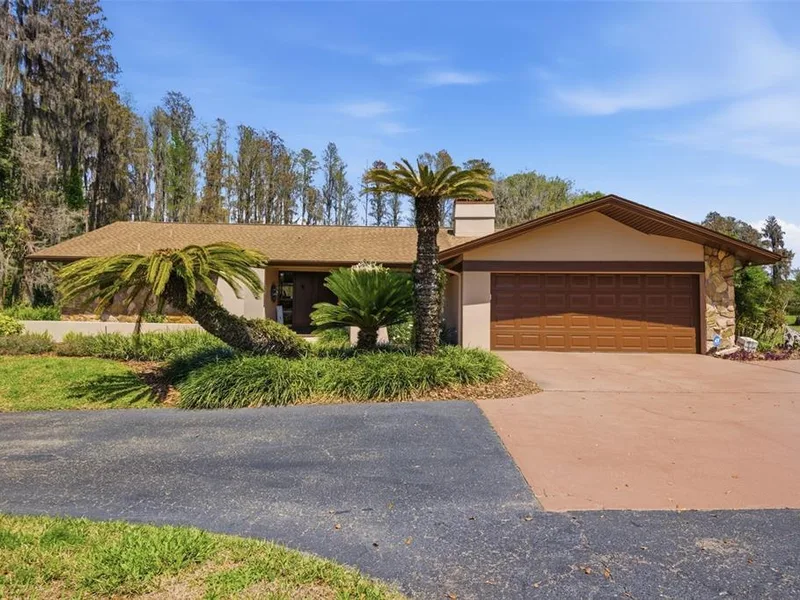 820 Newberger Road, Lutz, FL, 33549