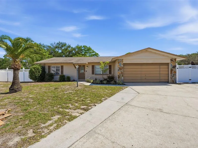 636 Tessier Court, Tarpon Springs, FL, 34689