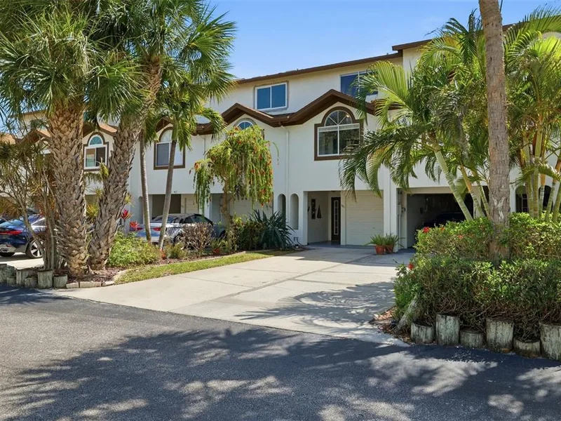 381 Madeira Circle, Tierra Verde, FL, 33715