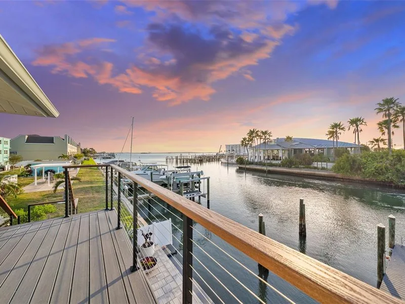 439 Causeway Boulevard, Dunedin, FL, 34698