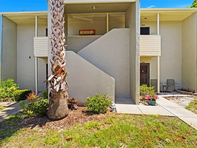 404 Windrush Bay Drive, Tarpon Springs, FL, 34689