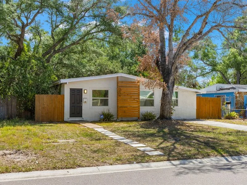 2356 Kingston Street S, St Petersburg, FL, 33711