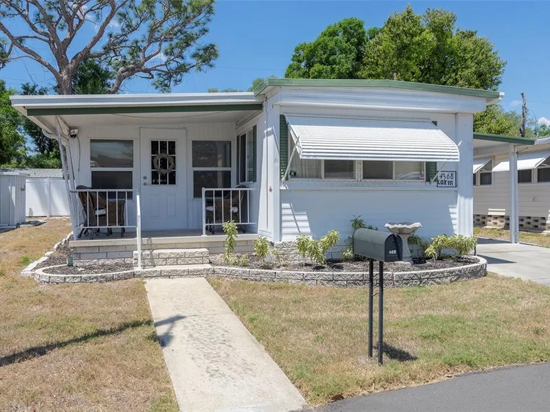 4368 72nd Way N, Unit 111, St Petersburg, FL, 33709