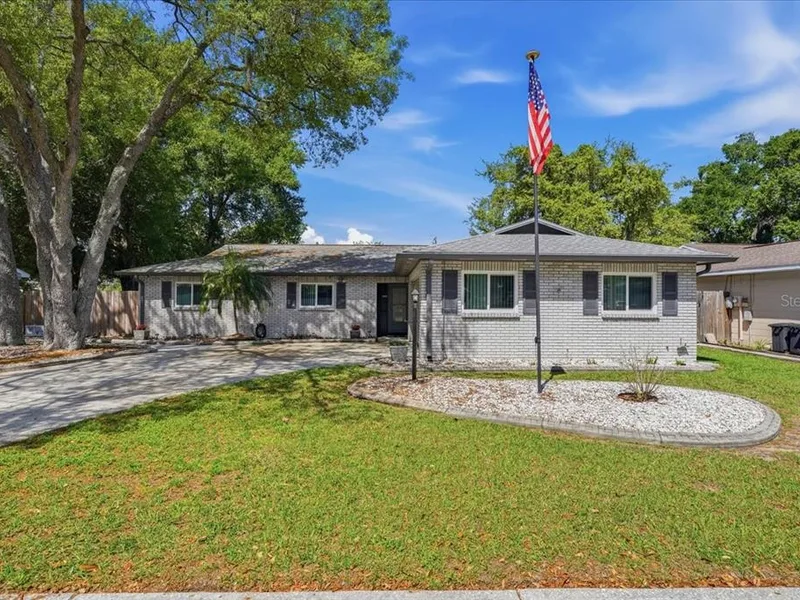 3809 Parkside Drive, Valrico, FL, 33594
