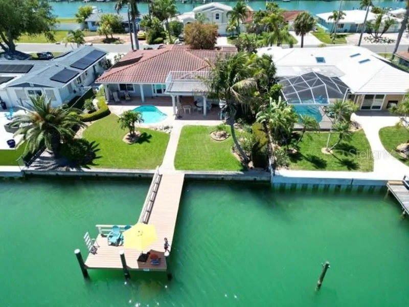 11855 4th Street E, Treasure Island, FL, 33706