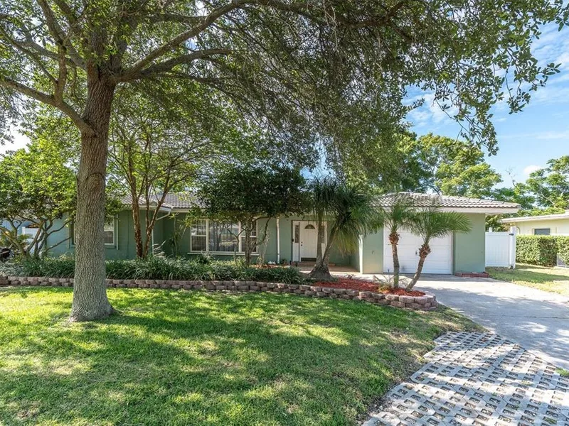 29 Southwind Drive, Largo, FL, 33770