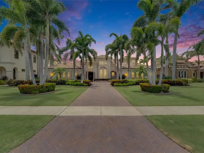 624 Balibay Road, Apollo Beach, FL, 33572