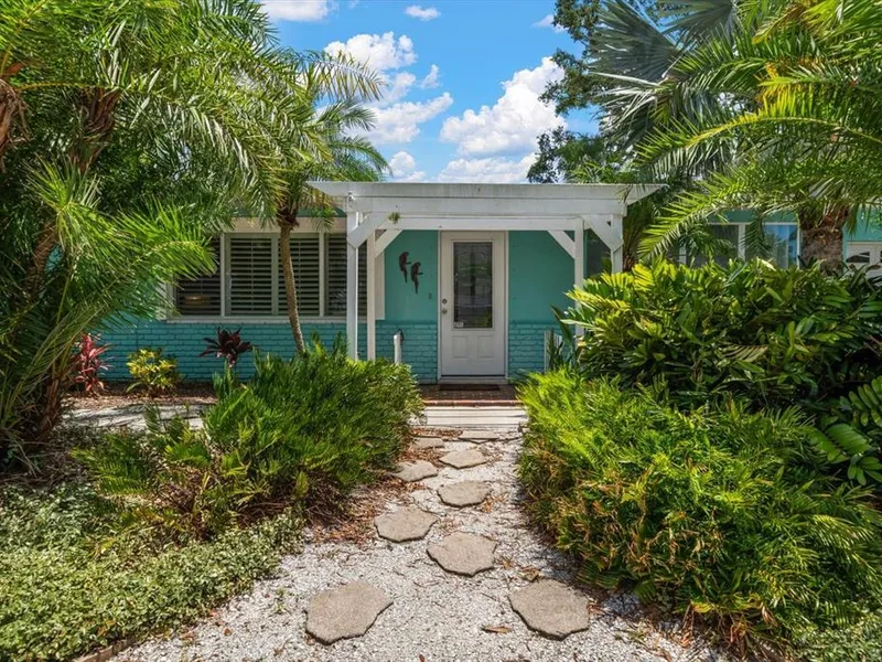 301 Cevera Drive, Dunedin, FL, 34698