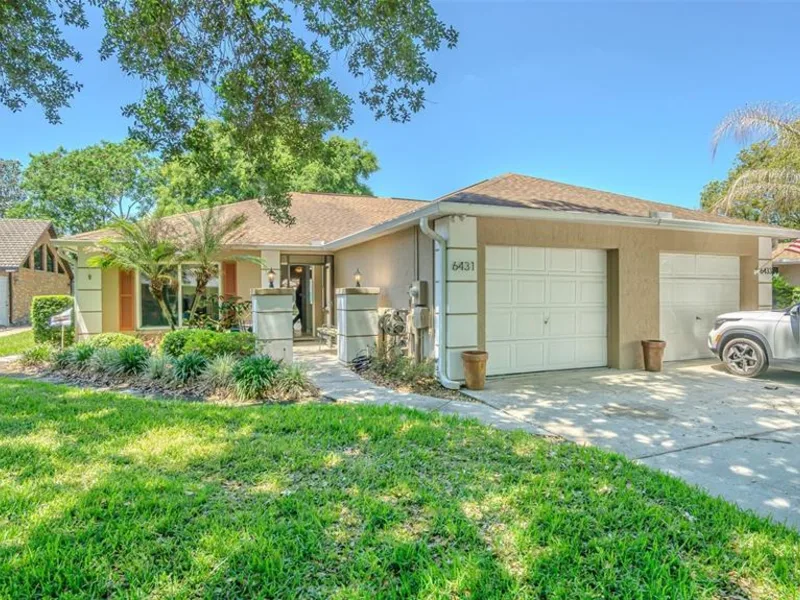 6431 Laurelwood Drive, Zephyrhills, FL, 33542