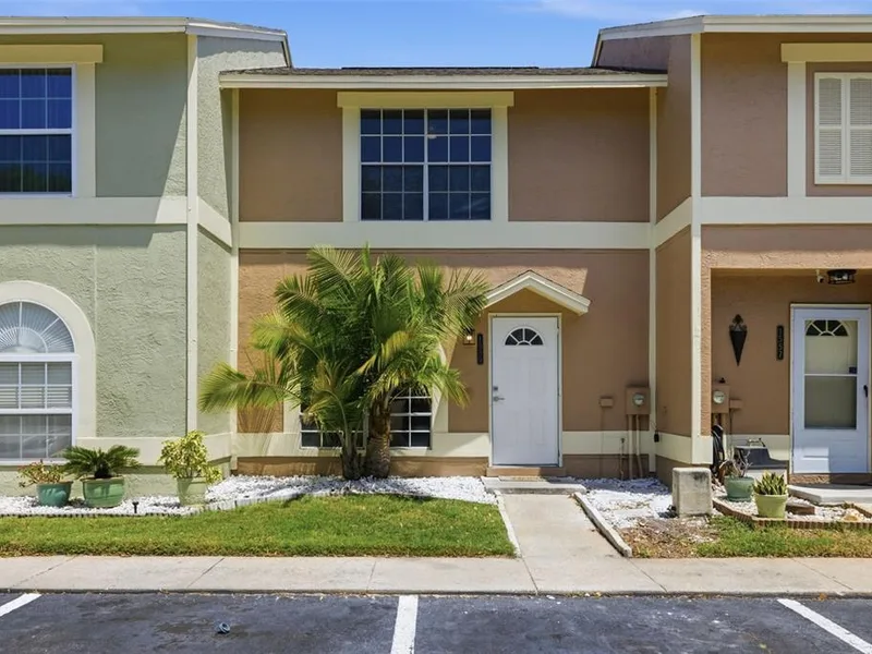 1555 Chateaux De Ville Court, Clearwater, FL, 33764