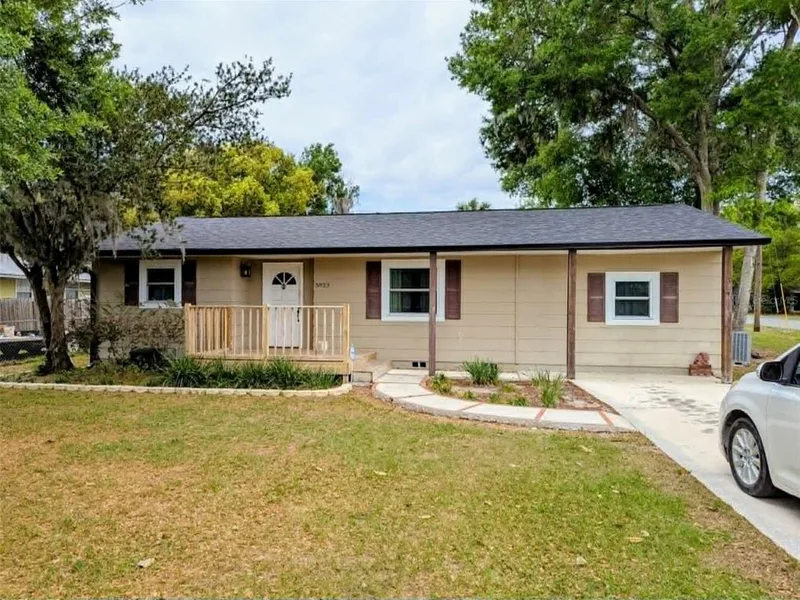 5923 14th Street, Zephyrhills, FL, 33542