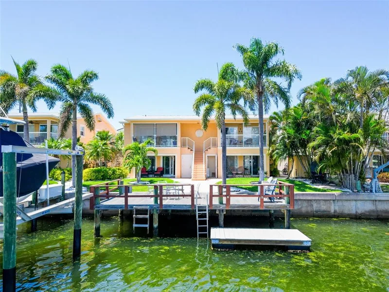 2687 Woodette Dr, Unit B, Dunedin, FL, 34698